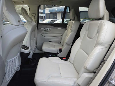 2024 Volvo XC90 Ultimate Bright Theme