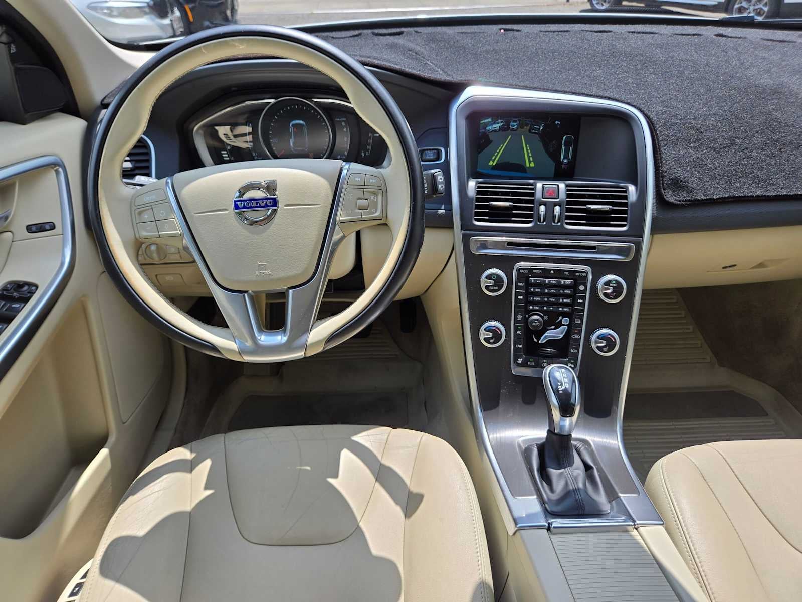 2016 Volvo XC60 T5 Drive-E Premier