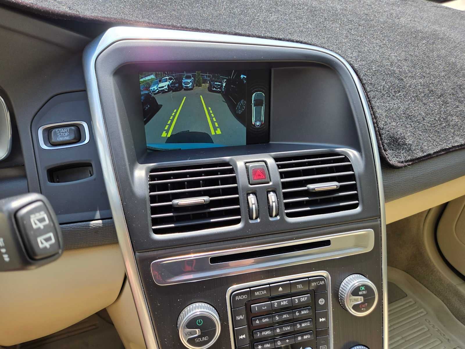 2016 Volvo XC60 T5 Drive-E Premier