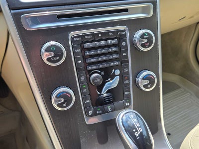 2016 Volvo XC60 T5 Drive-E Premier