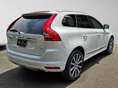 2016 Volvo XC60 T5 Drive-E Premier