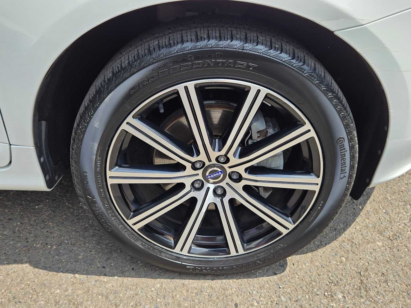 2016 Volvo XC60 T5 Drive-E Premier