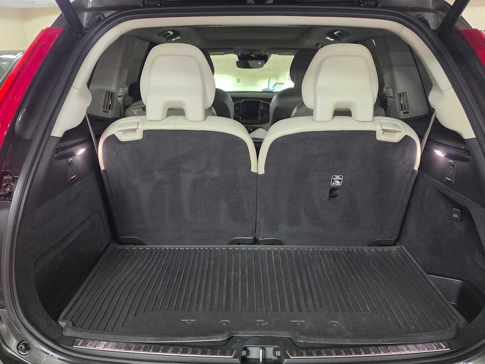 2020 Volvo XC90 Inscription
