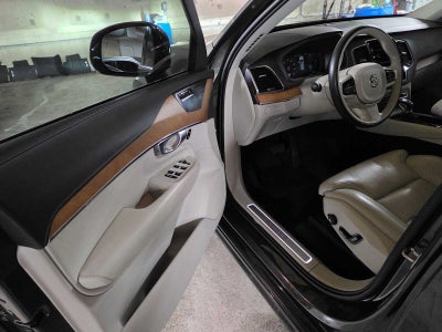 2020 Volvo XC90 Inscription