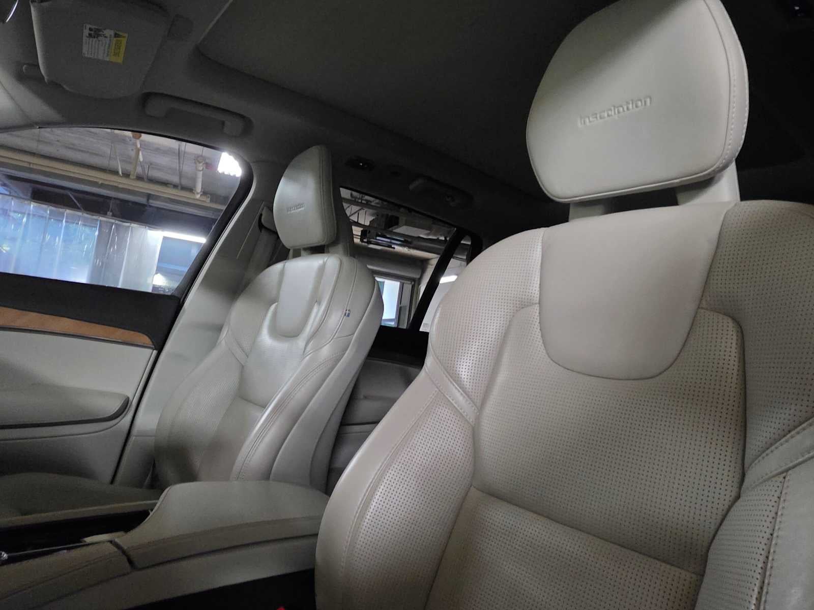 2020 Volvo XC90 Inscription