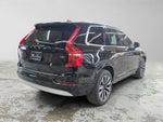 2022 Volvo XC90 Momentum
