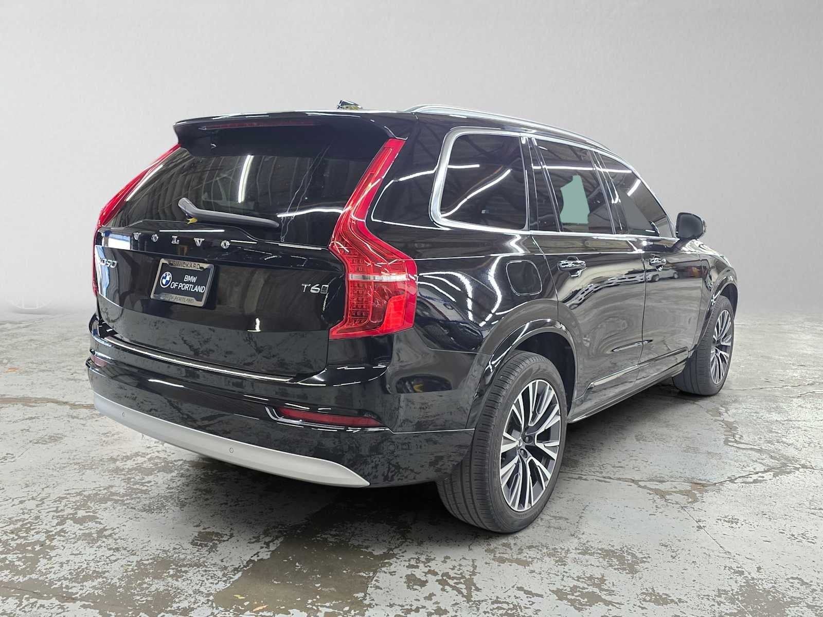 2022 Volvo XC90 Momentum