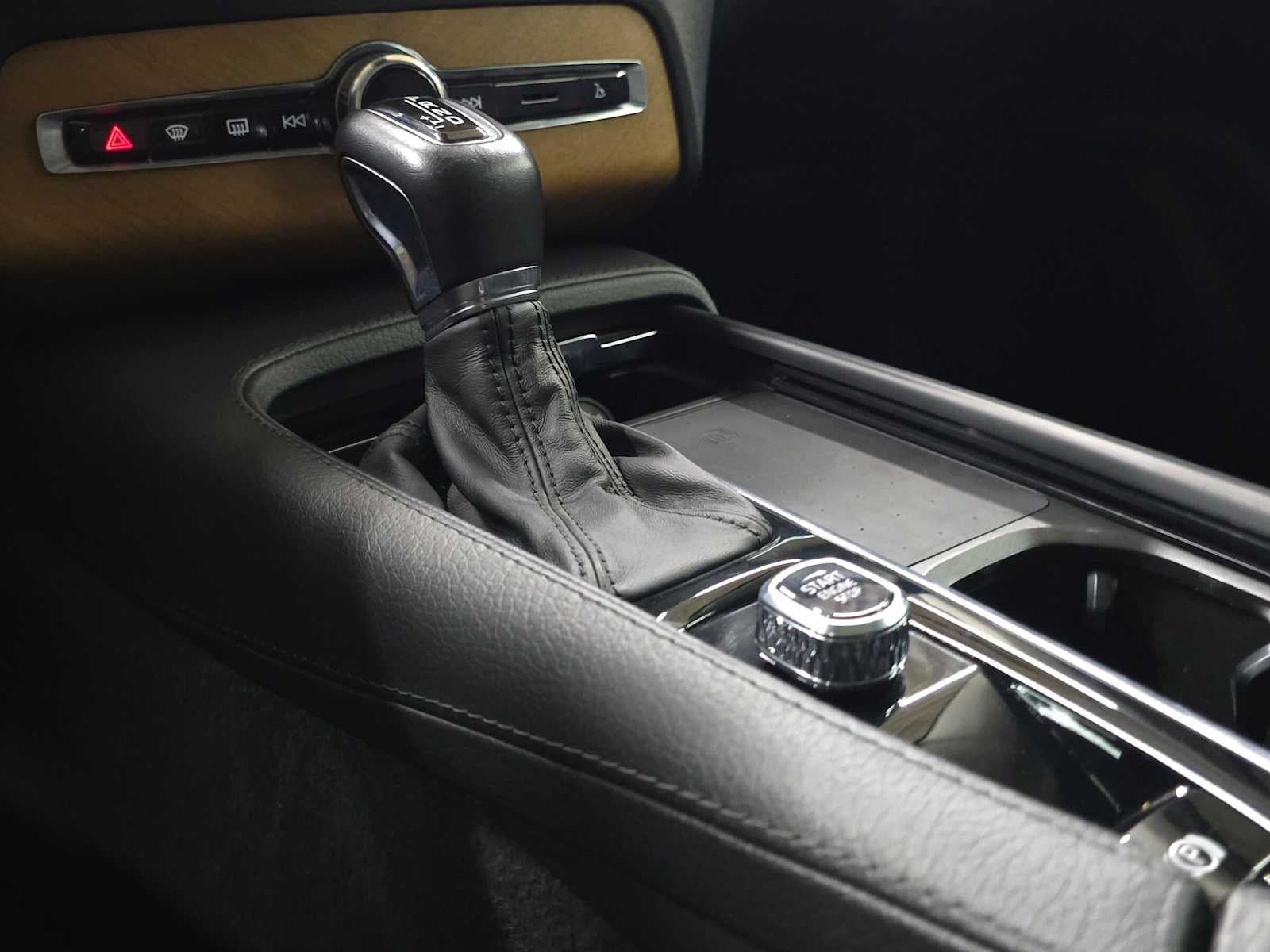 2022 Volvo XC90 Momentum
