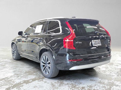 2022 Volvo XC90 Momentum