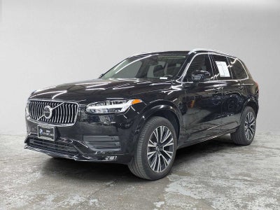 2022 Volvo XC90 Momentum