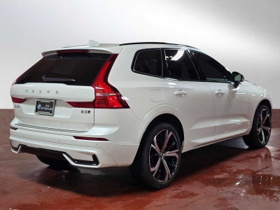 2023 Volvo XC60 Ultimate Dark Theme