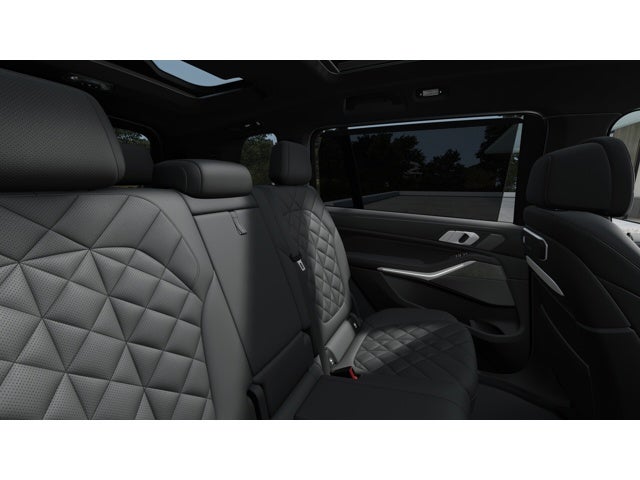 2027 BMW X7 Base