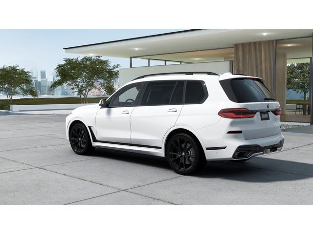 2027 BMW X7 Base