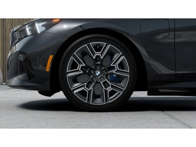 2026 BMW 550e 550e xDrive