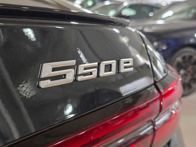 2026 BMW 550e 550e xDrive