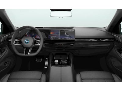 2026 BMW 550e 550e xDrive