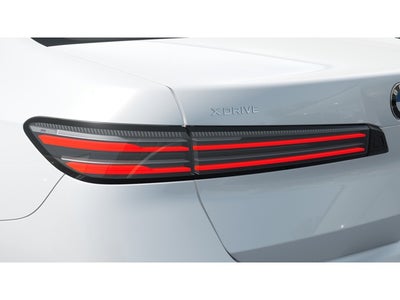 2027 BMW 7 Series 740i xDrive